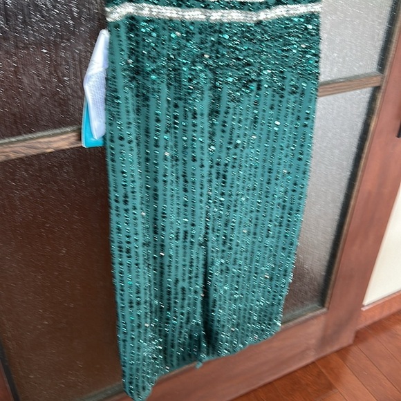 Mac Duggal Elegant Green Sleeveless midi Dress size 10. - Picture 10 of 14